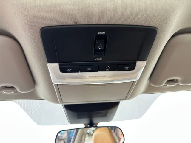 Used 2020 Nissan Sentra SV w/ SV Premium Package image 24