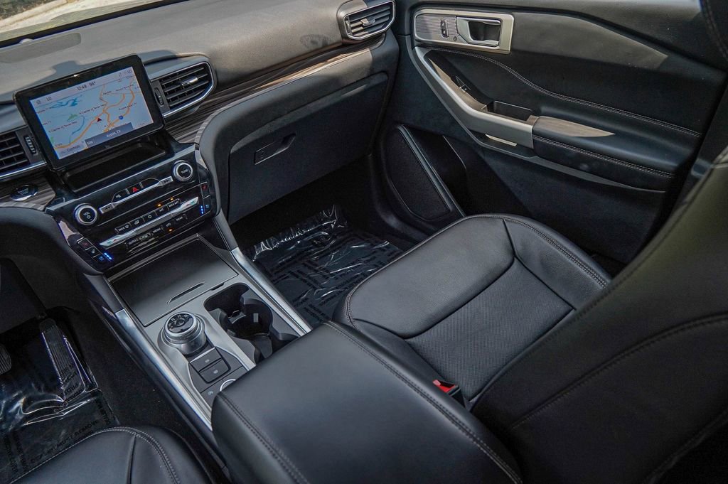Used 2023 Ford Explorer Limited image 37
