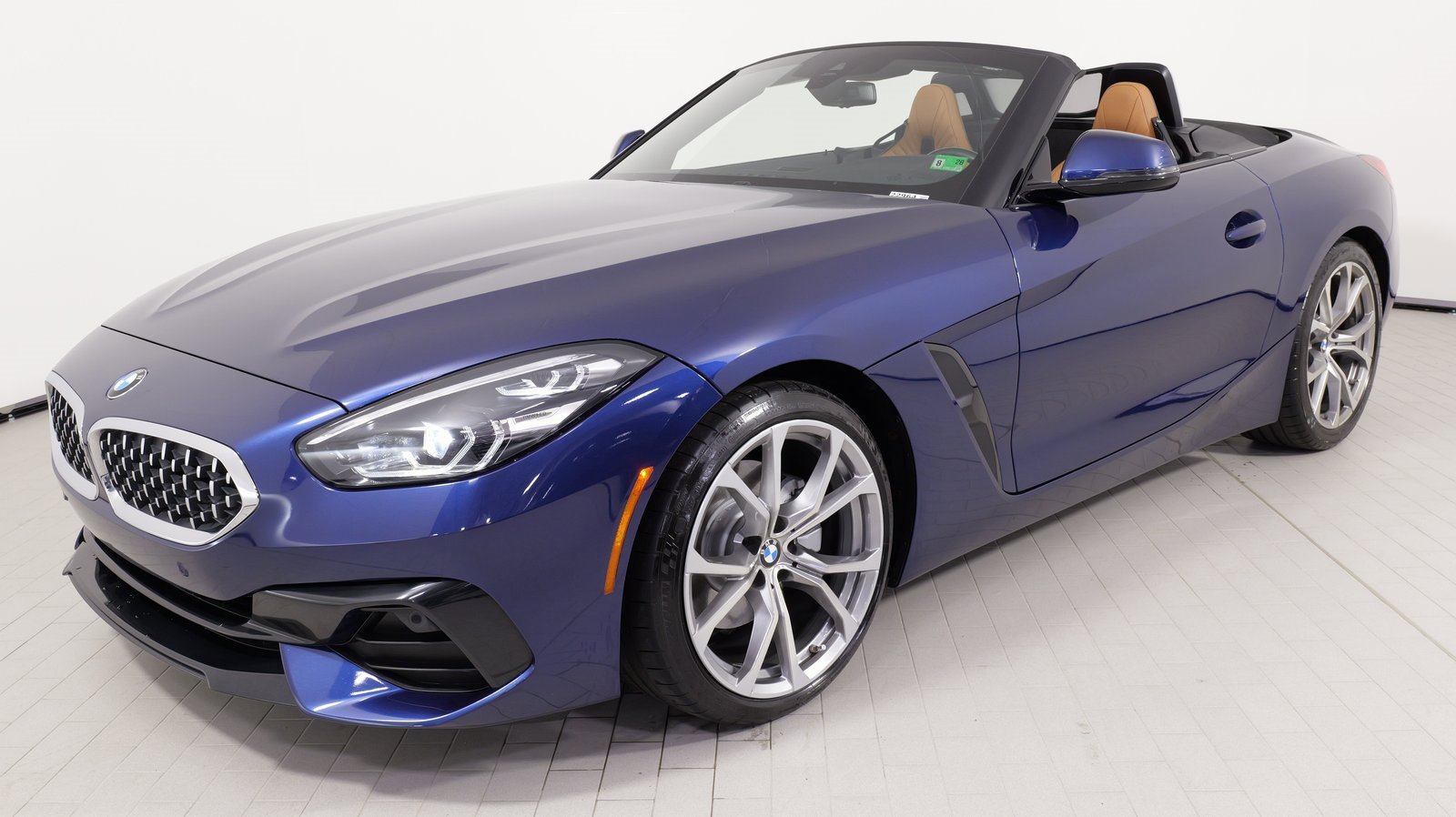 Used 2022 BMW Z4 sDrive30i w/ Driving Assistance Package image 18