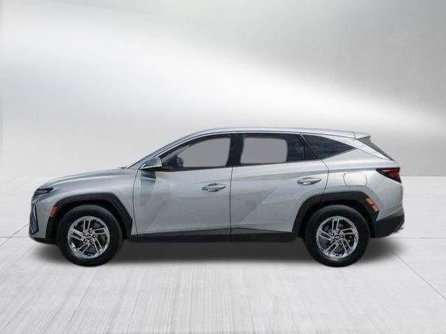 New 2026 Hyundai Tucson SE image 3