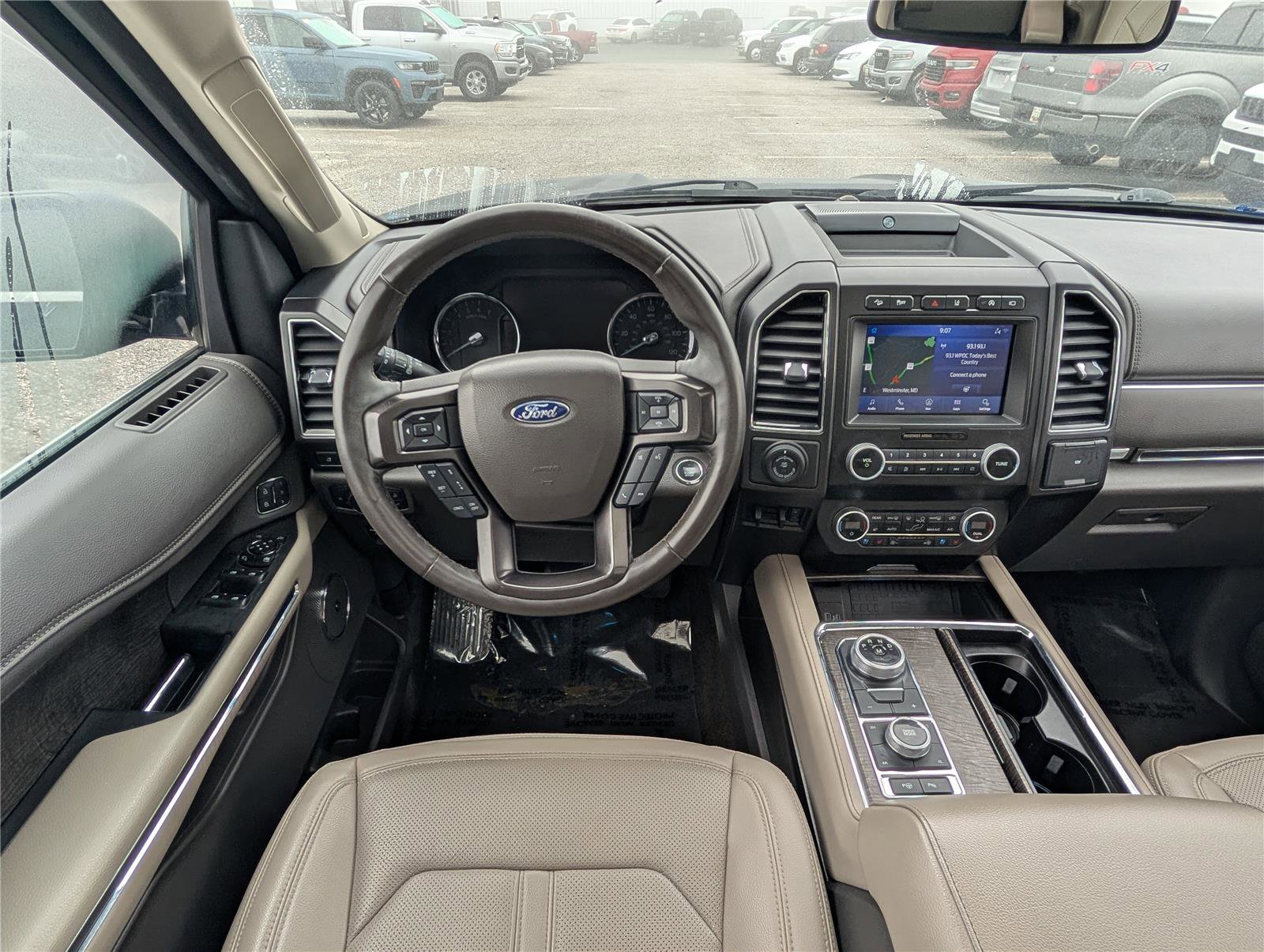 Used 2021 Ford Expedition Limited image 18