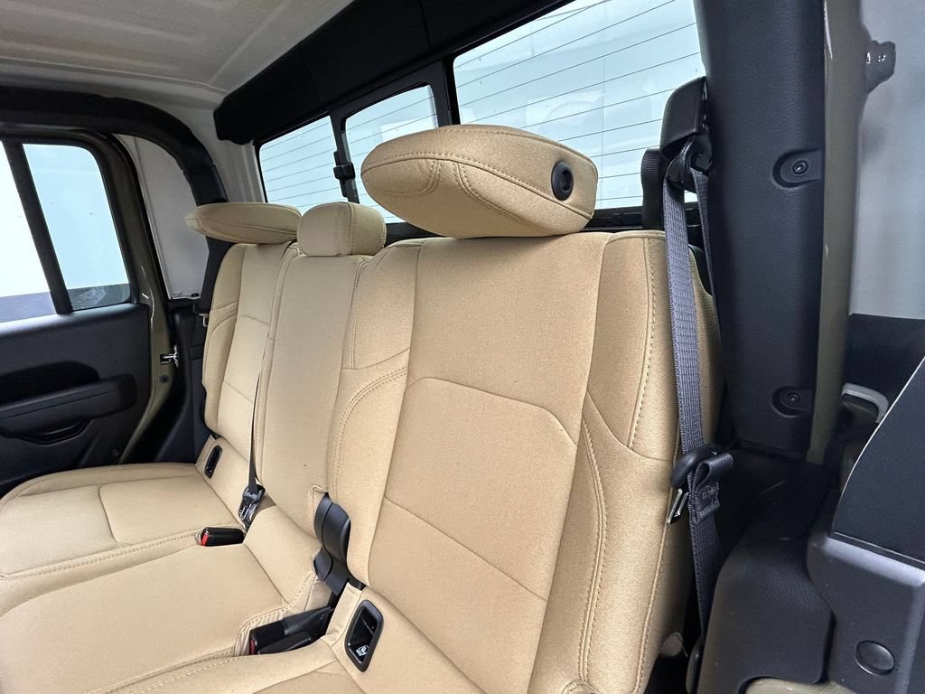 New 2026 Jeep Gladiator Willys AWD/4WD image 25