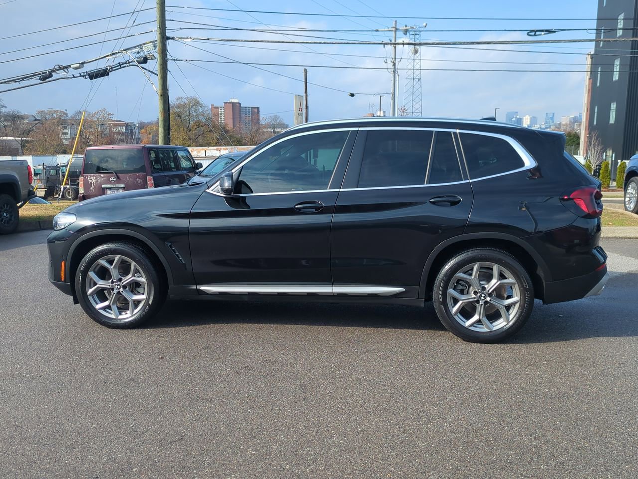Used 2024 BMW X3 sDrive30i w/ Premium Package image 5