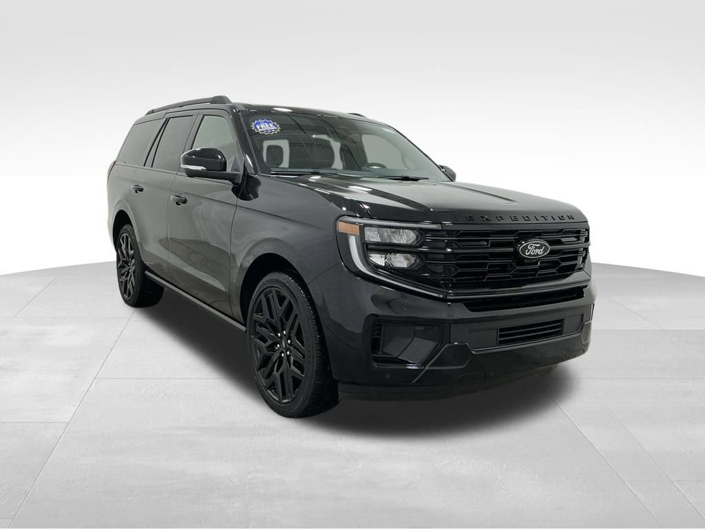 New 2026 Ford Expedition Platinum w/ Stealth Performance Package image 5