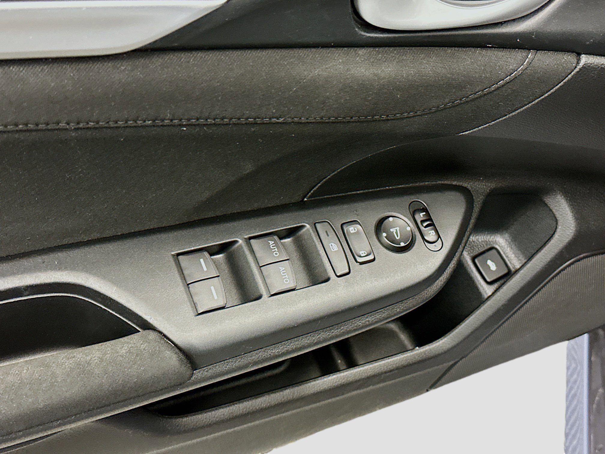 Used 2018 Honda Civic EX image 15