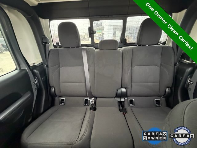 Used 2023 Jeep Gladiator Sport image 8