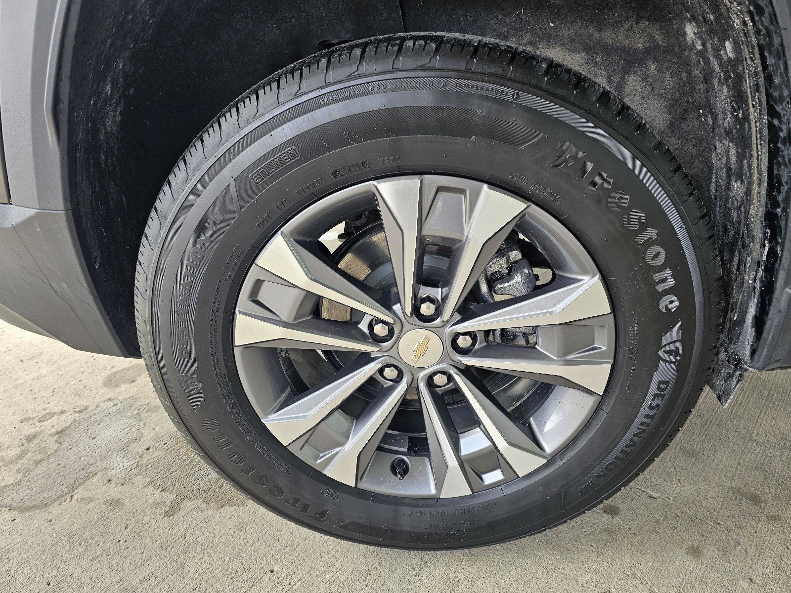Used 2026 Chevrolet Equinox LT w/ Convenience Package II FWD image 10