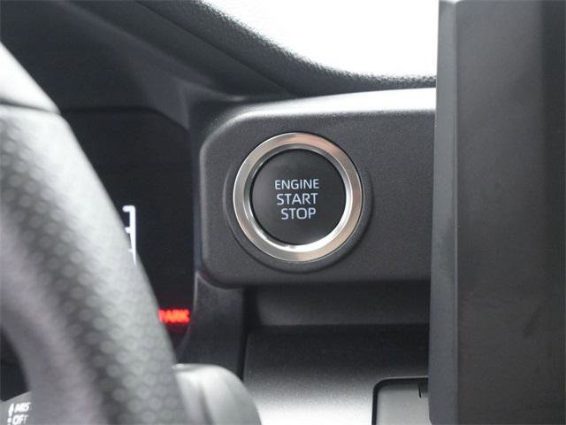 Certified 2025 Toyota 4Runner SR5 image 3