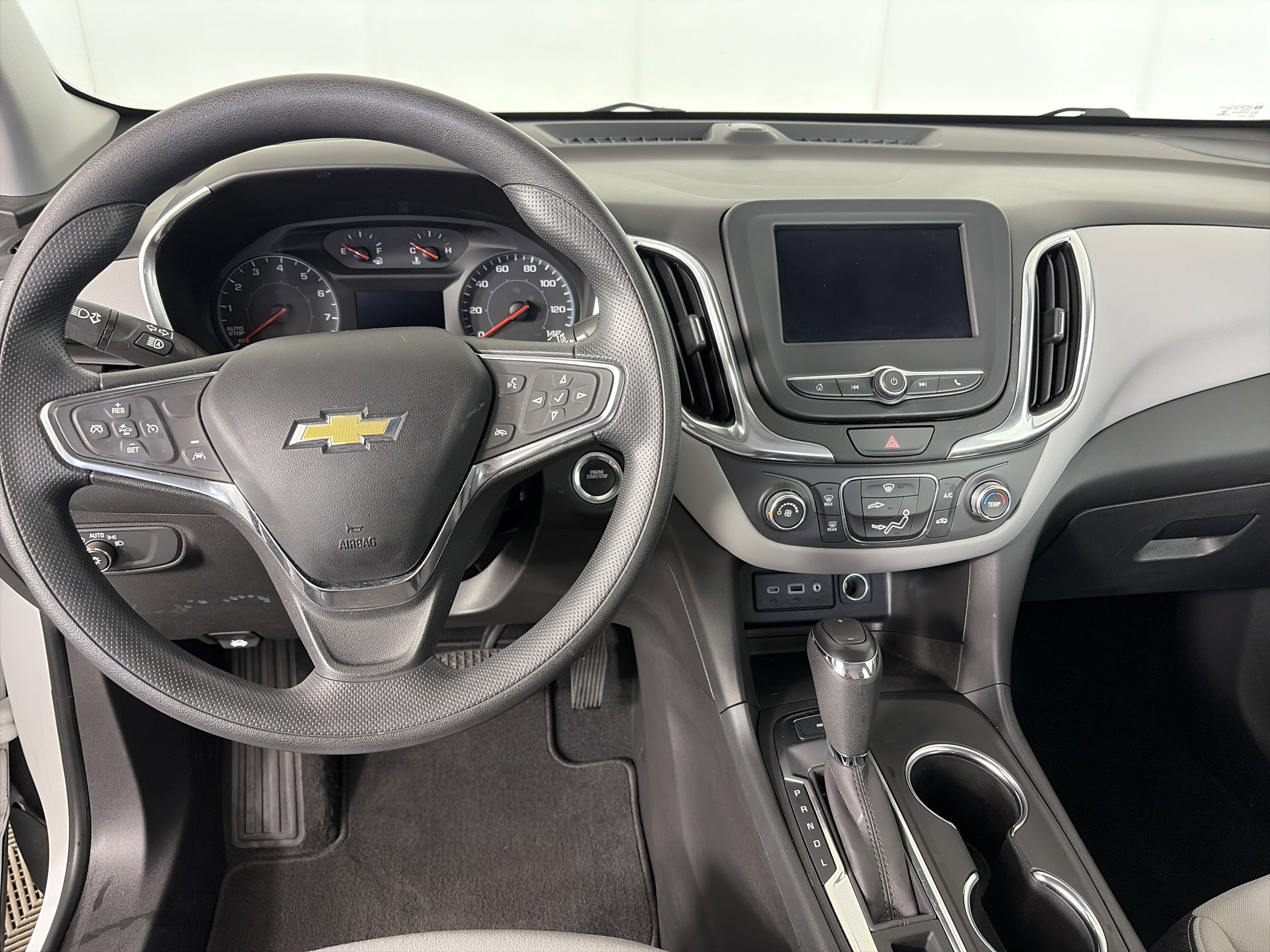 Certified 2021 Chevrolet Equinox LS image 3
