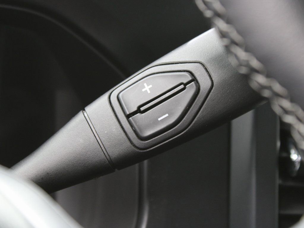 Used 2025 Ford F350 Lariat w/ Black Appearance Package image 67