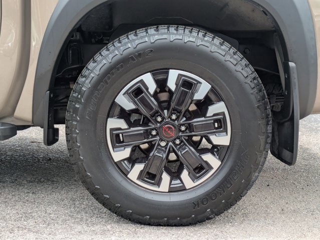 Used 2024 Nissan Frontier Pro-X w/ Pro Convenience Package RWD image 21