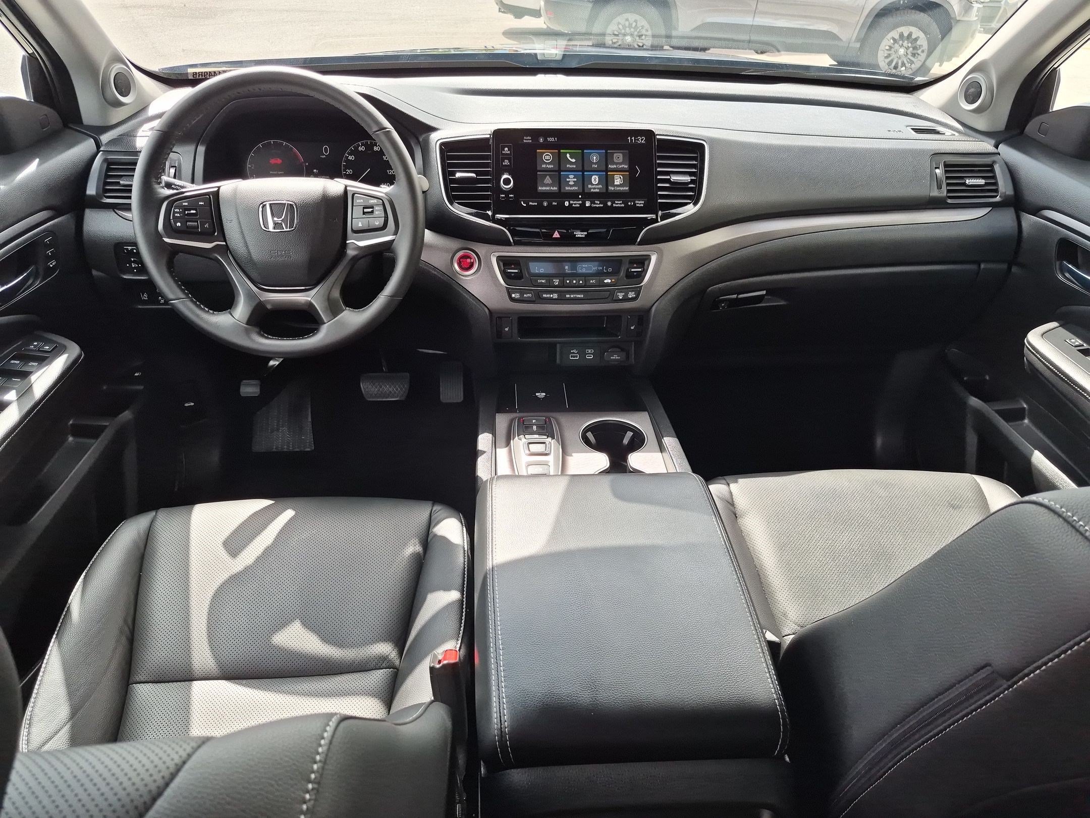 Certified 2025 Honda Ridgeline RTL image 30