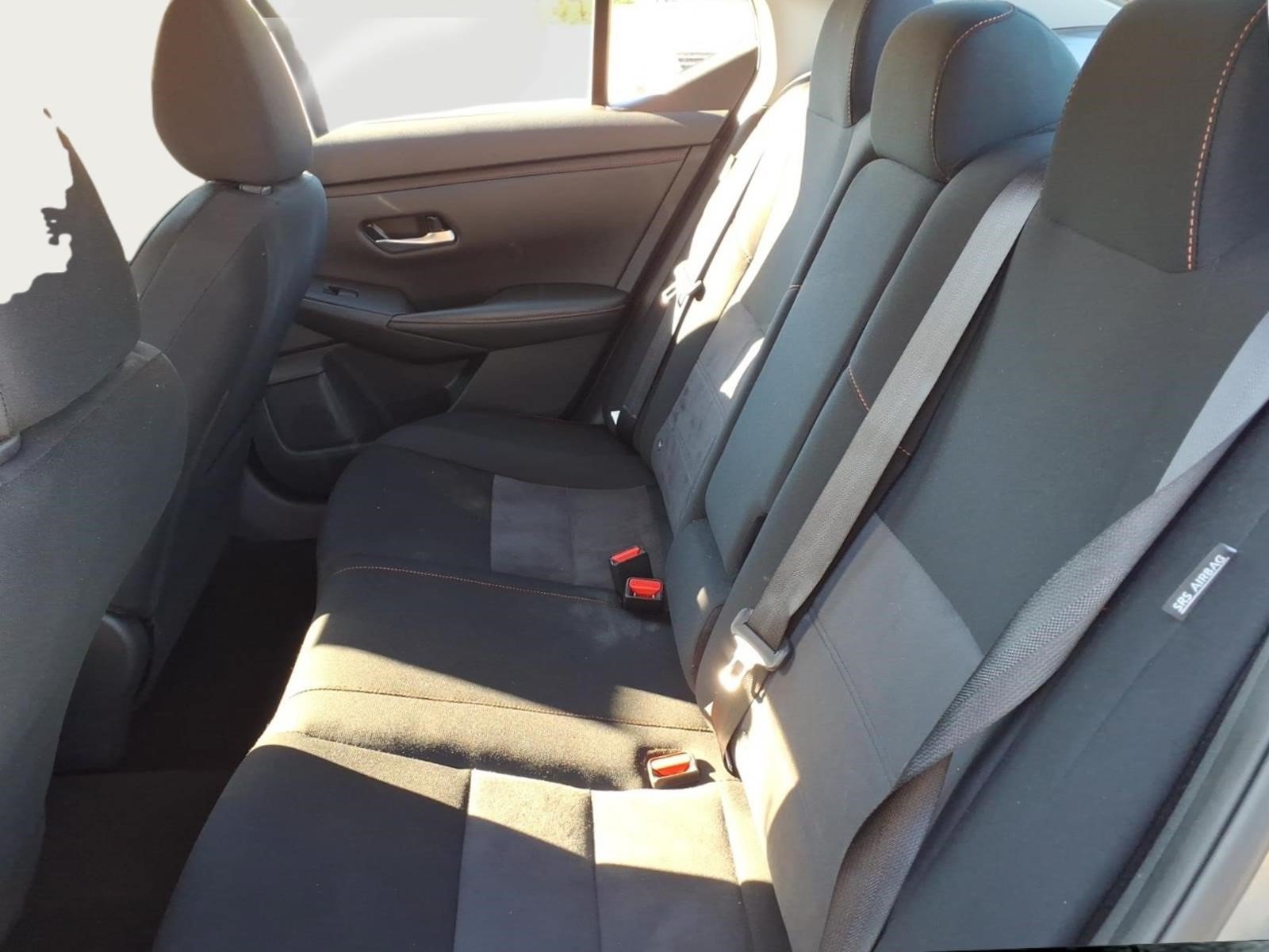 Used 2025 Nissan Sentra SR FWD image 14