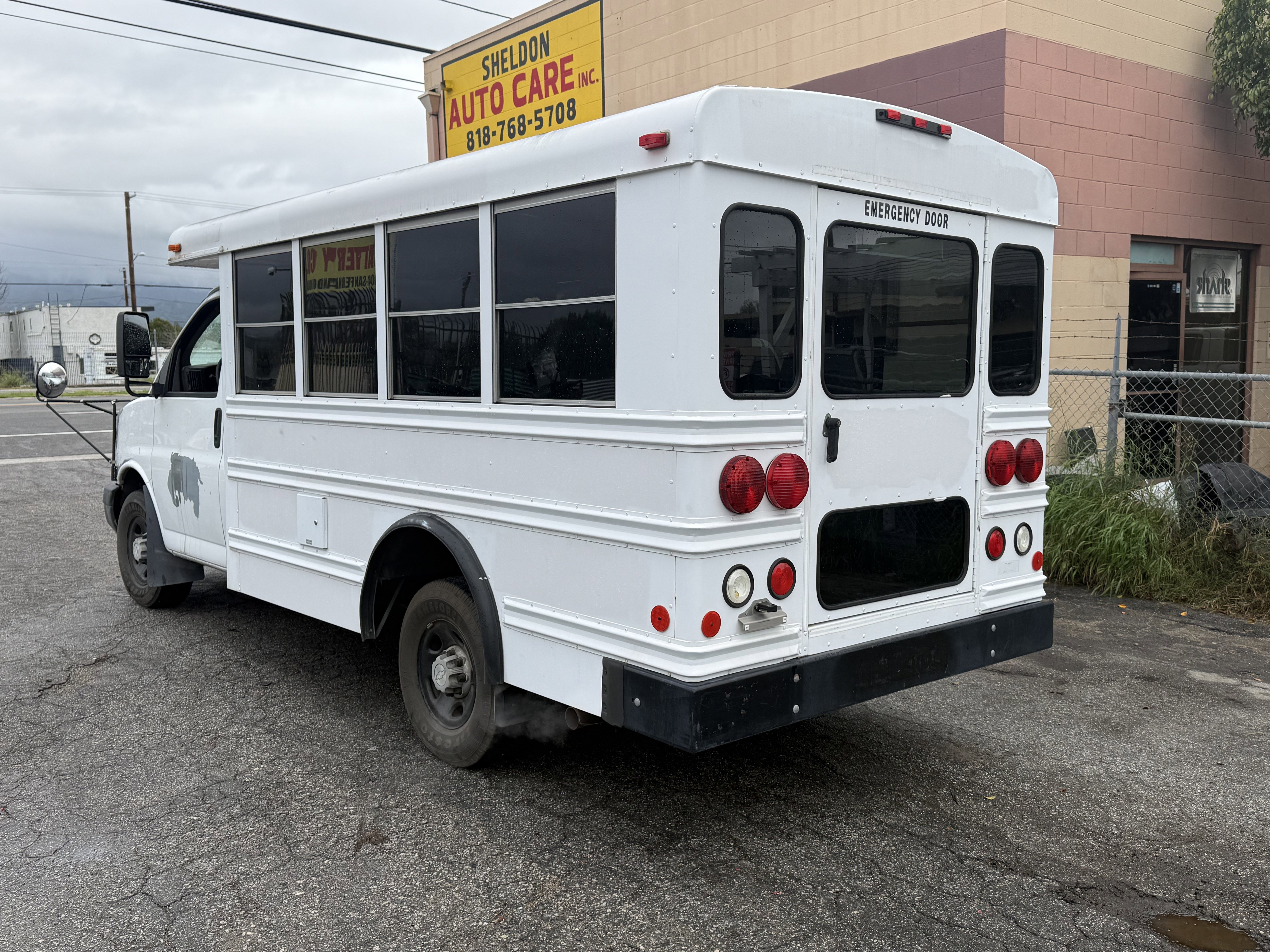 Used 2006 Chevrolet Express 3500 w/ School Bus Package image 8