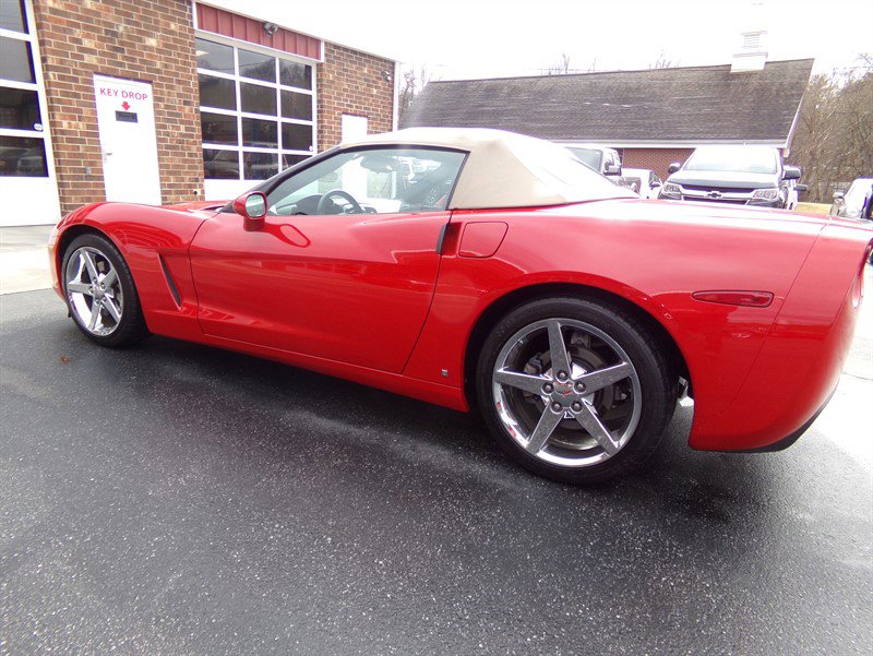 Used 2006 Chevrolet Corvette Convertible image 15