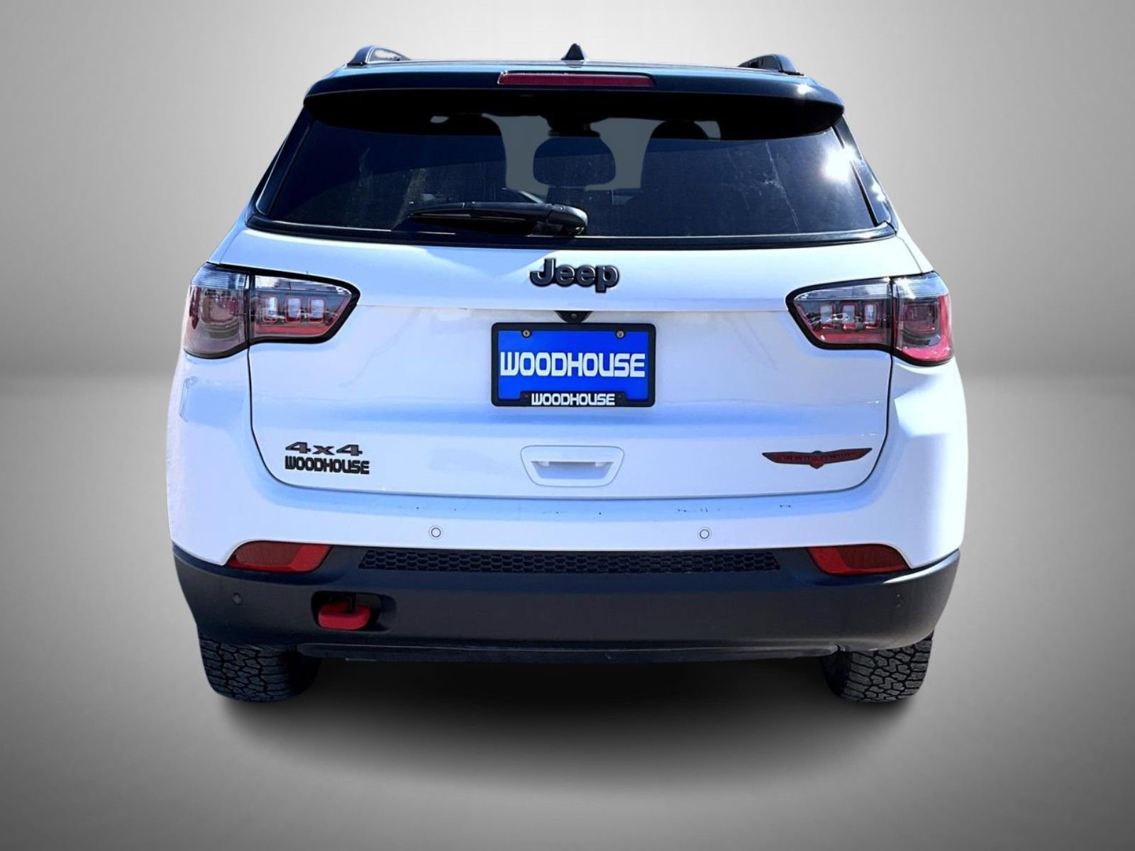 Used 2025 Jeep Compass Trailhawk AWD/4WD image 6