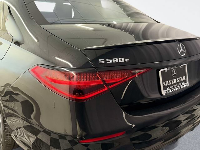Certified 2025 Mercedes-Benz S 580e 4MATIC Sedan image 10