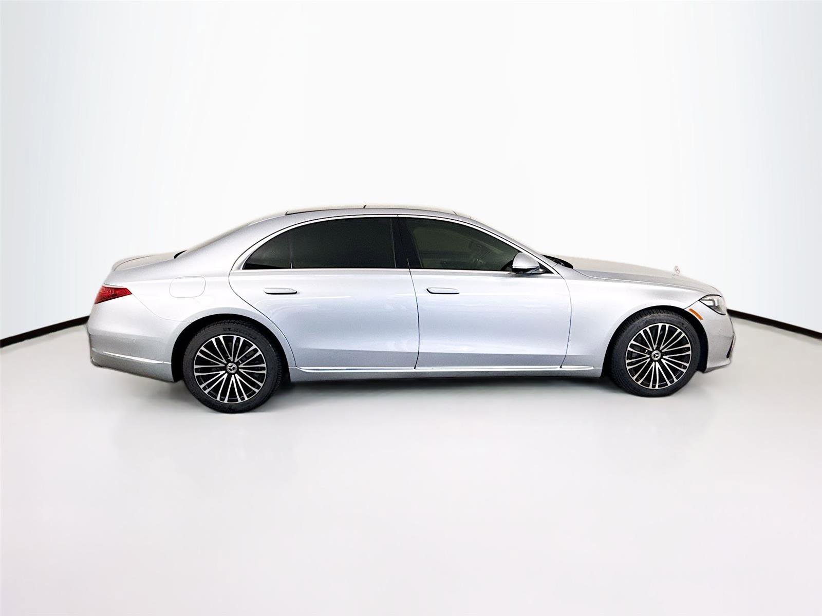 Used 2021 Mercedes-Benz S 580 4MATIC Sedan image 26