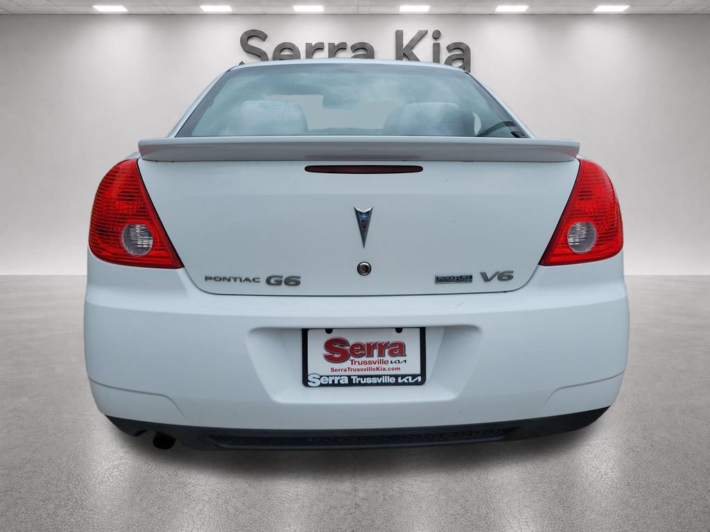 Used 2009 Pontiac G6 Sedan w/ Sport Package 2 FWD image 4