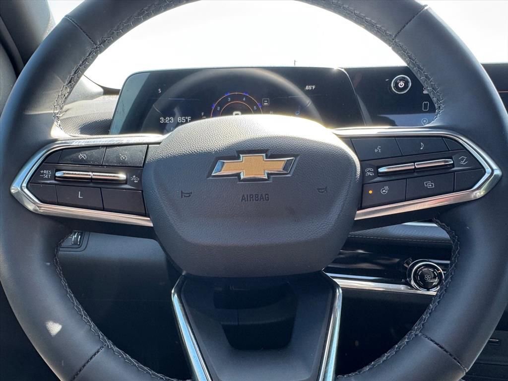 Used 2025 Chevrolet Equinox LT image 15