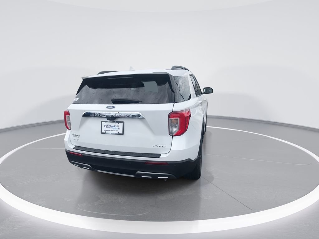 Used 2021 Ford Explorer XLT w/ Equipment Group 202A image 7