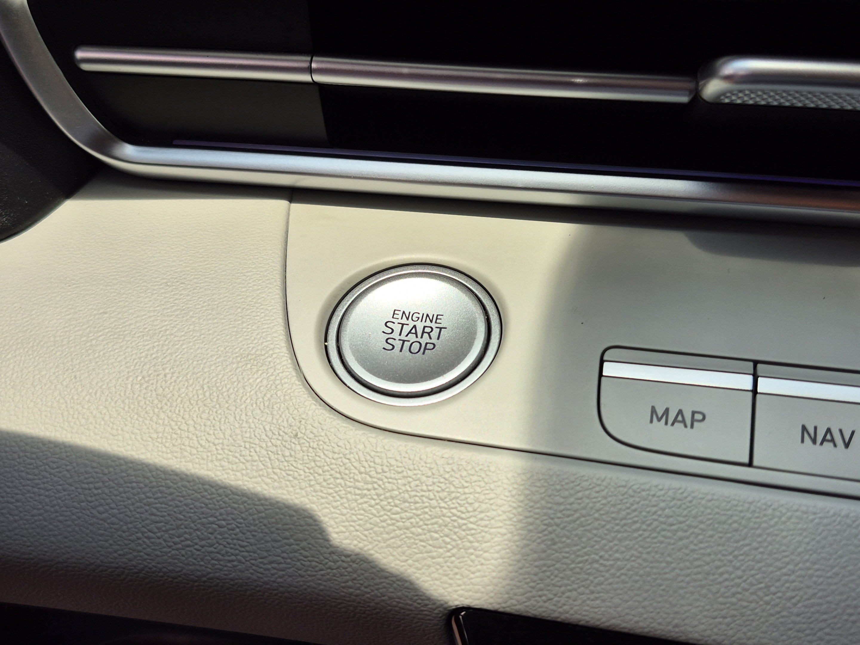 Certified 2023 Hyundai Elantra Limited FWD image 29
