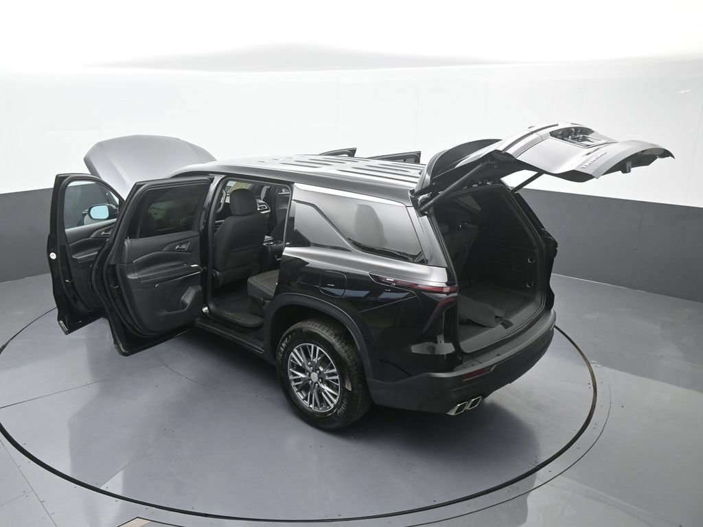 Used 2024 Chevrolet Traverse LS FWD image 75