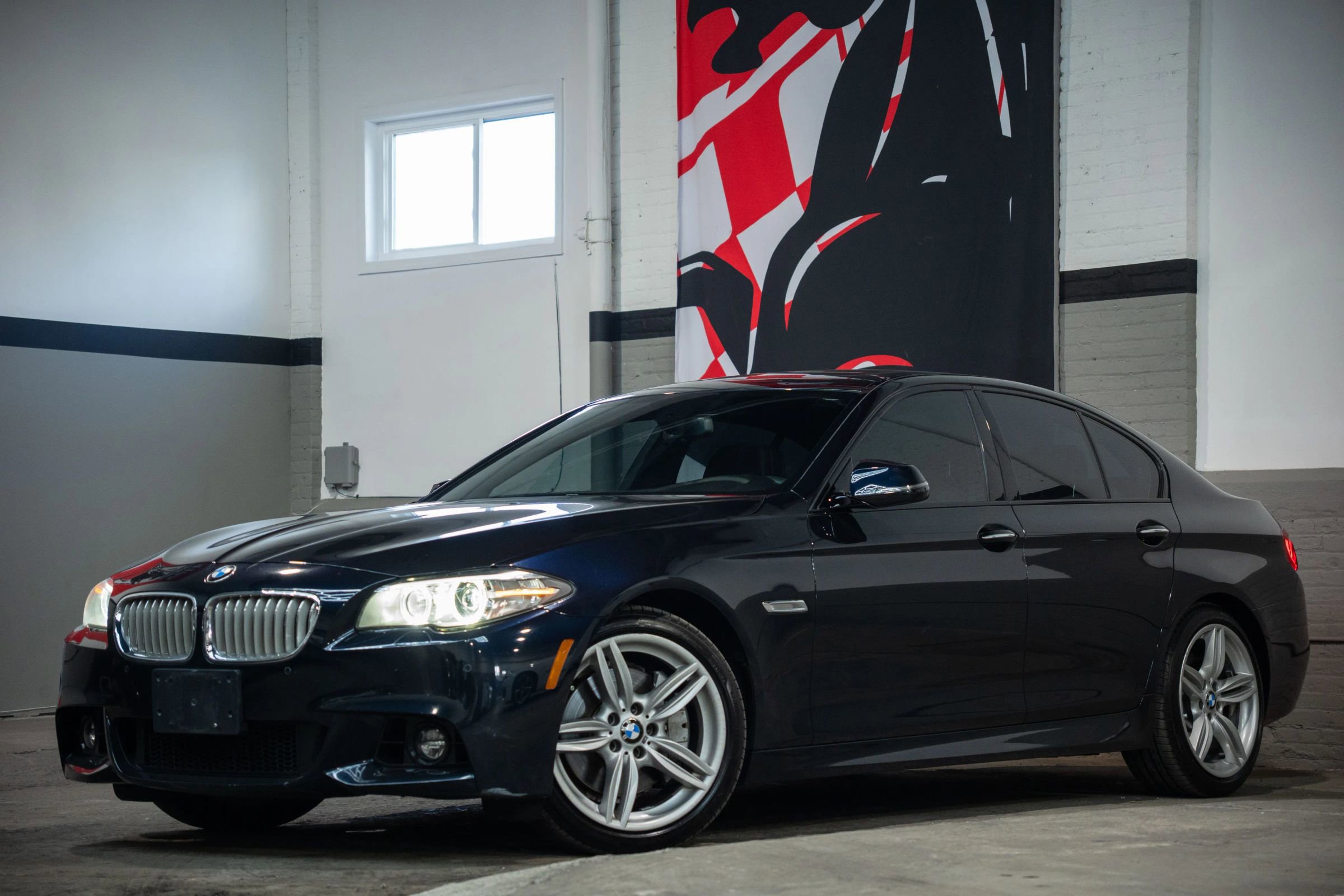 Used 2014 BMW 550i xDrive Sedan w/ M Sport