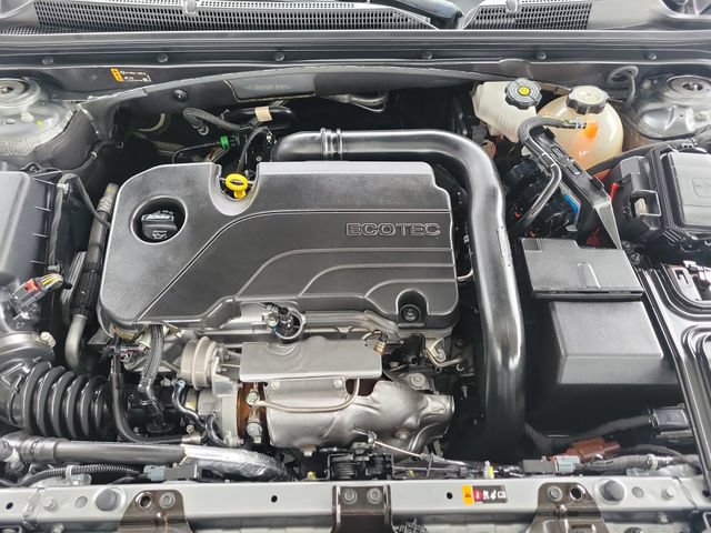 Used 2024 Chevrolet Malibu RS w/ LPO, Floor Liner Package FWD image 31