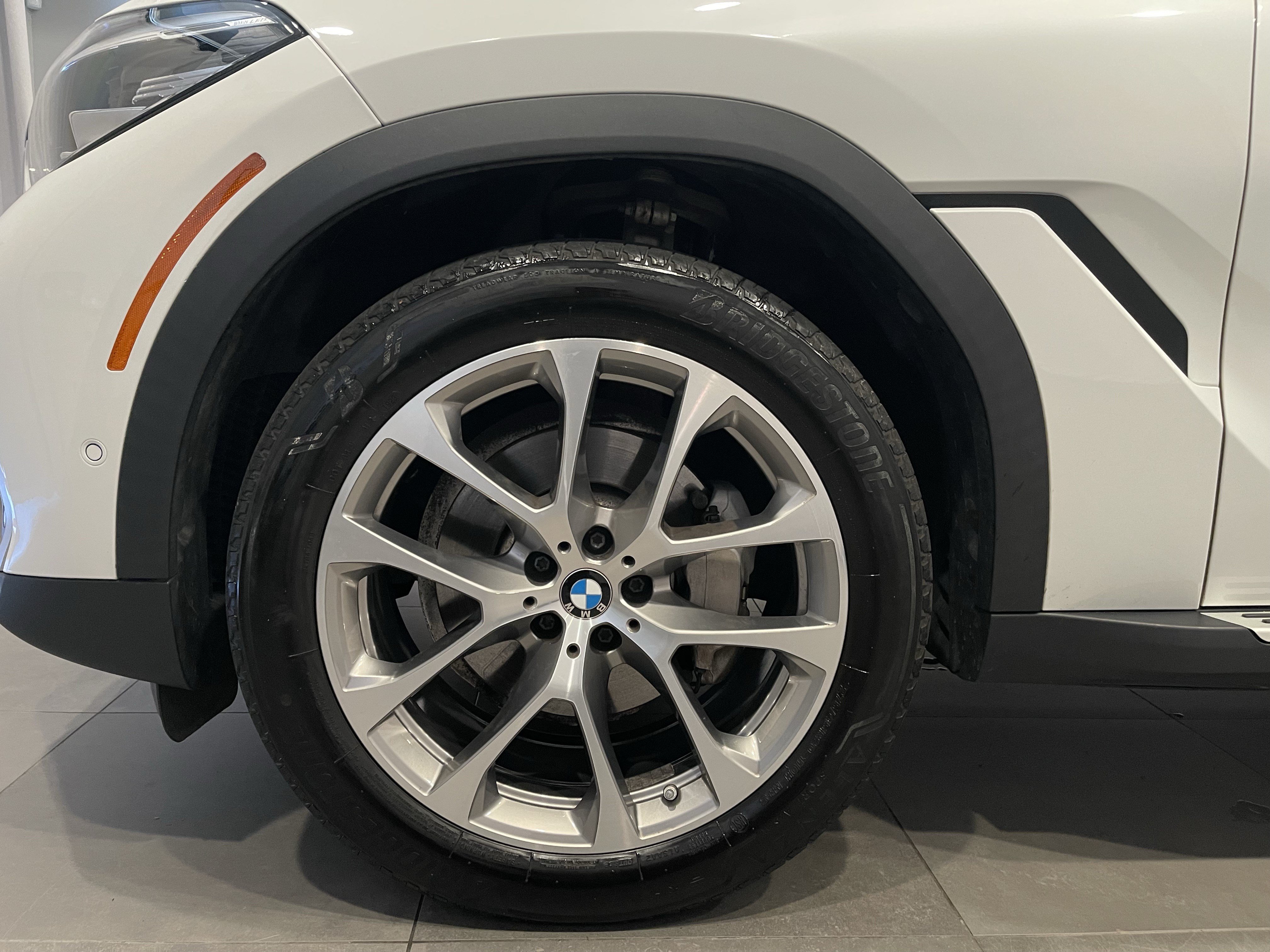 Used 2022 BMW X6 xDrive40i w/ Premium Package AWD/4WD image 7
