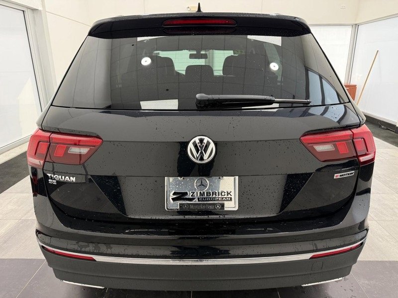 Used 2020 Volkswagen Tiguan SE image 3