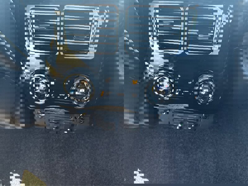 Used 2020 Land Rover Range Rover image 18