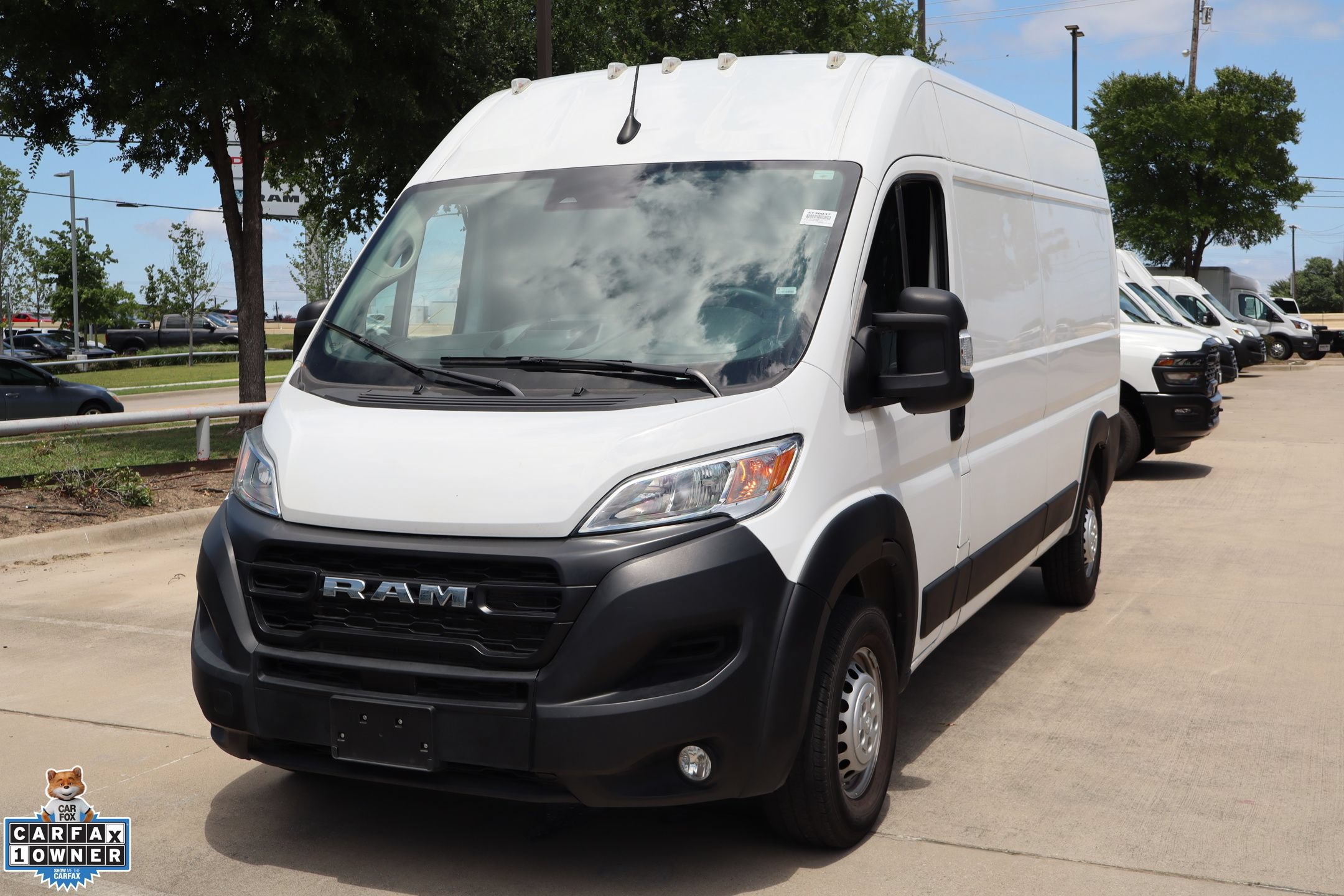 Used 2025 RAM ProMaster 2500 w/ Convenience Group FWD image 8
