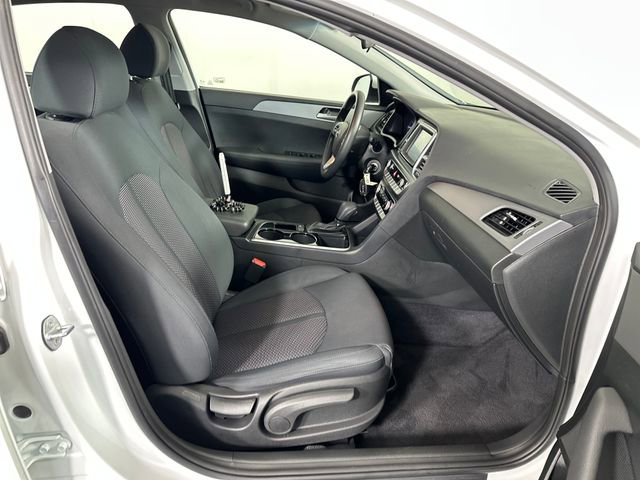 Used 2019 Hyundai Sonata SE FWD image 28