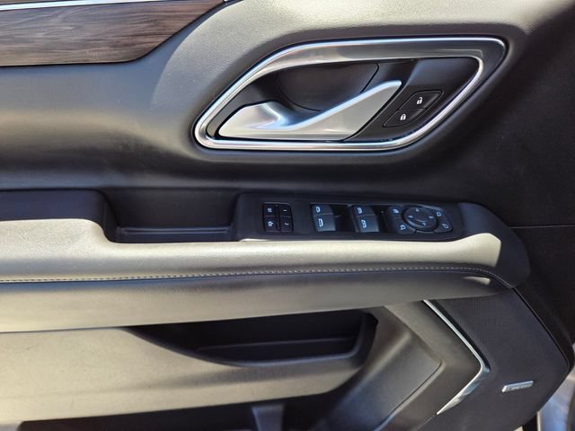 Certified 2022 Chevrolet Tahoe Z71 w/ Luxury Package AWD/4WD image 18