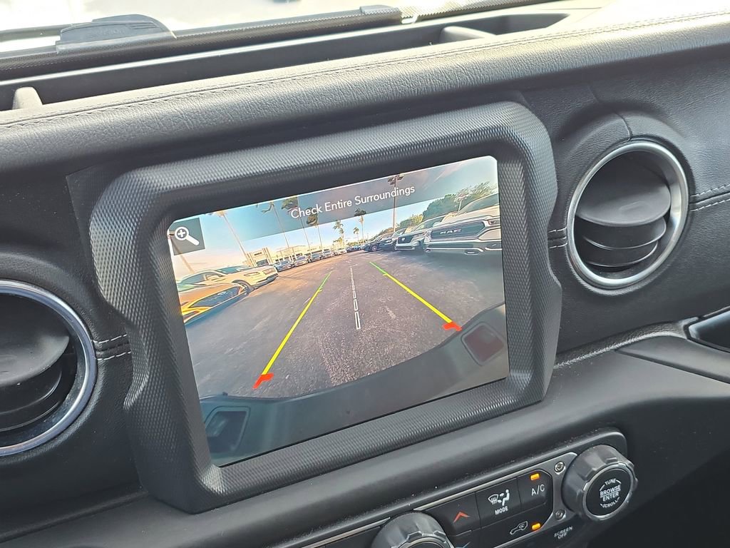 Used 2020 Jeep Gladiator Overland image 22