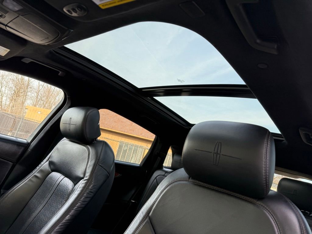 Used 2020 Lincoln Nautilus Black Label w/ Class II Trailer Tow Package AWD/4WD image 16