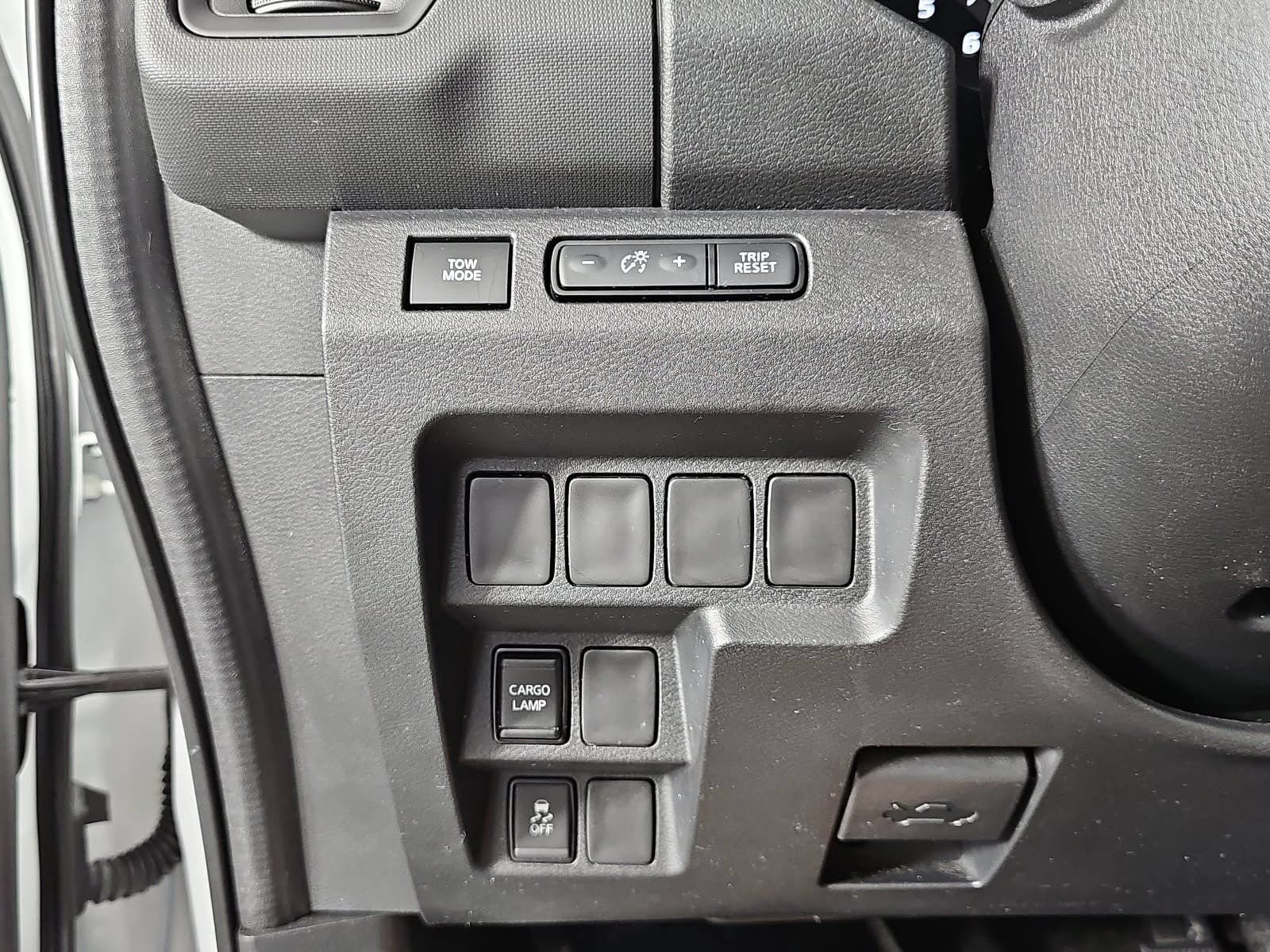 Used 2022 Nissan Frontier S RWD image 24