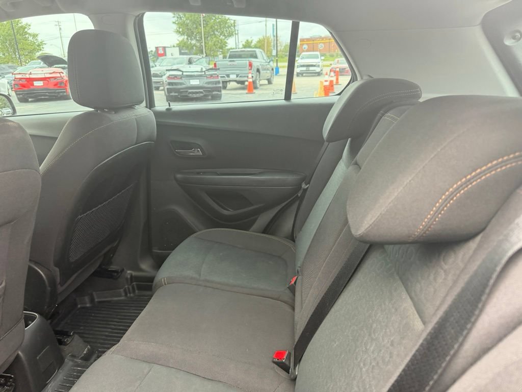 Used 2019 Chevrolet Trax LS FWD image 7