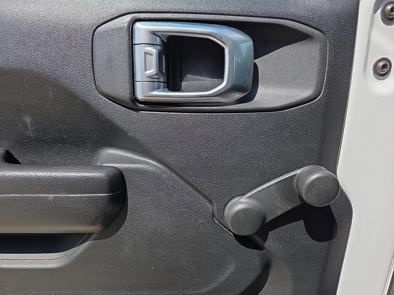 Used 2020 Jeep Wrangler Unlimited Sport image 13