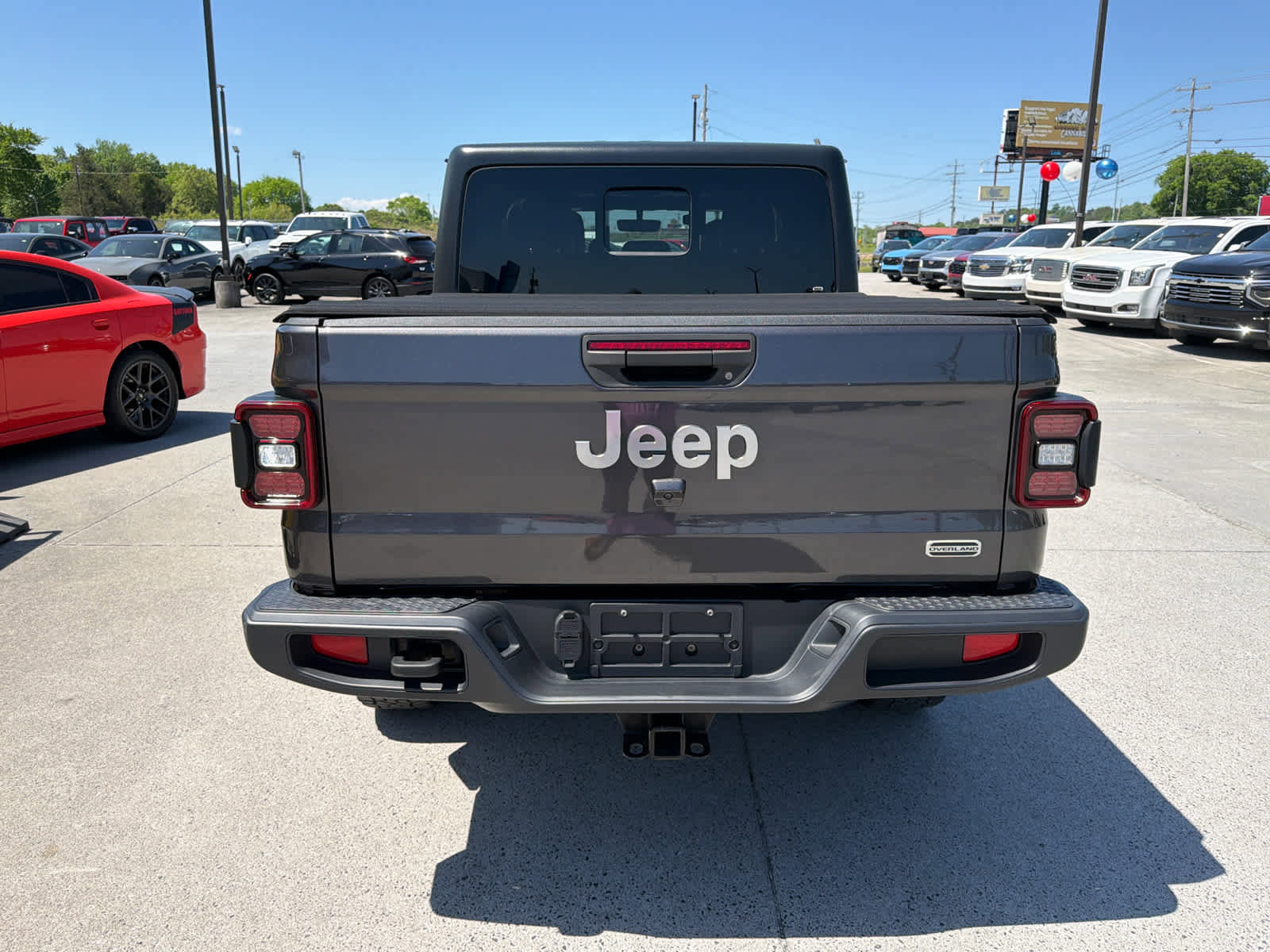 Used 2020 Jeep Gladiator Overland AWD/4WD image 8