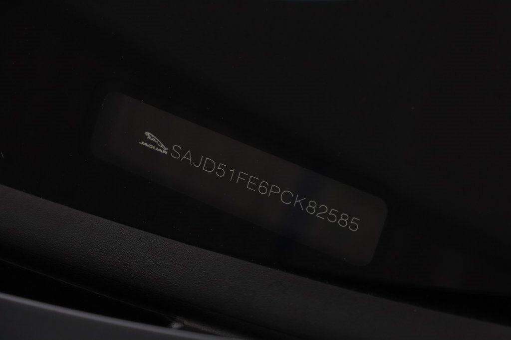 Used 2023 Jaguar F-TYPE R image 30