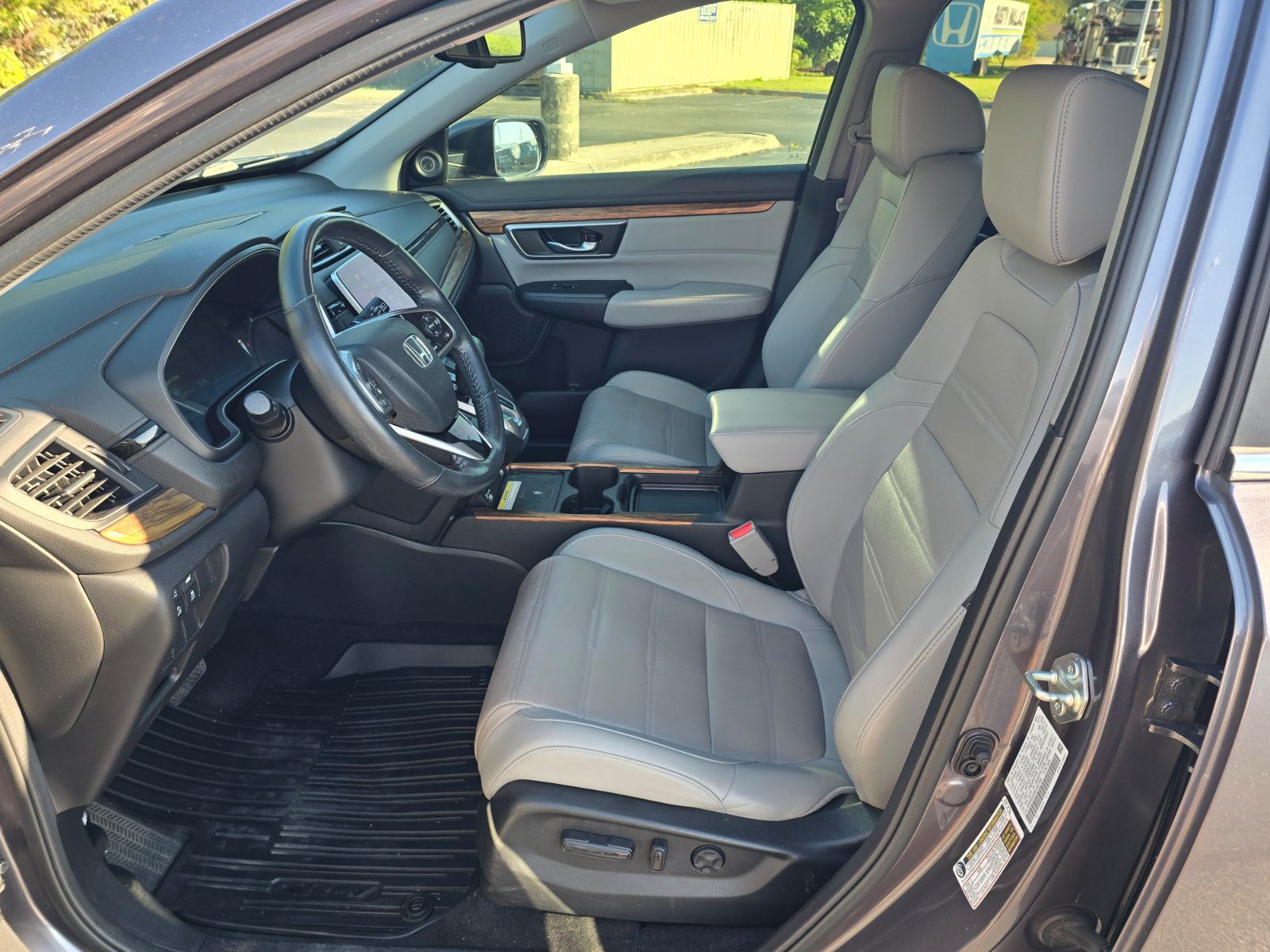 Used 2020 Honda CR-V Touring image 12