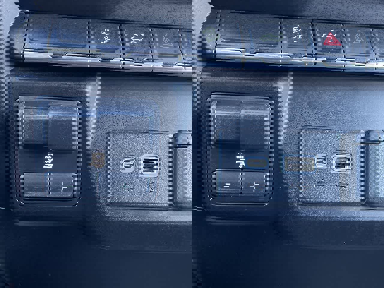 Used 2022 GMC Sierra 2500 SLE w/ SLE Value Package; image 25