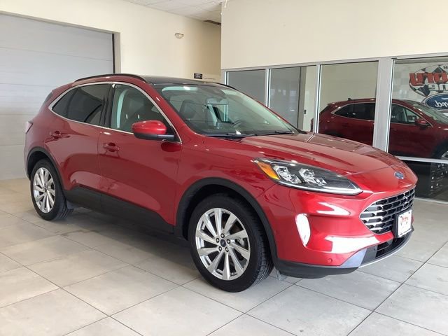 Used 2021 Ford Escape Titanium w/ Titanium Elite Package AWD/4WD image 3