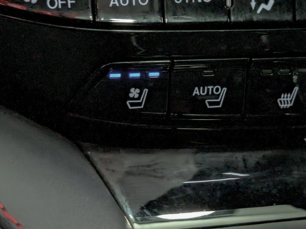 Used 2022 Acura MDX A-Spec image 22