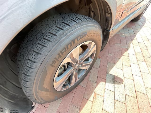 Used 2017 Honda CR-V LX image 26