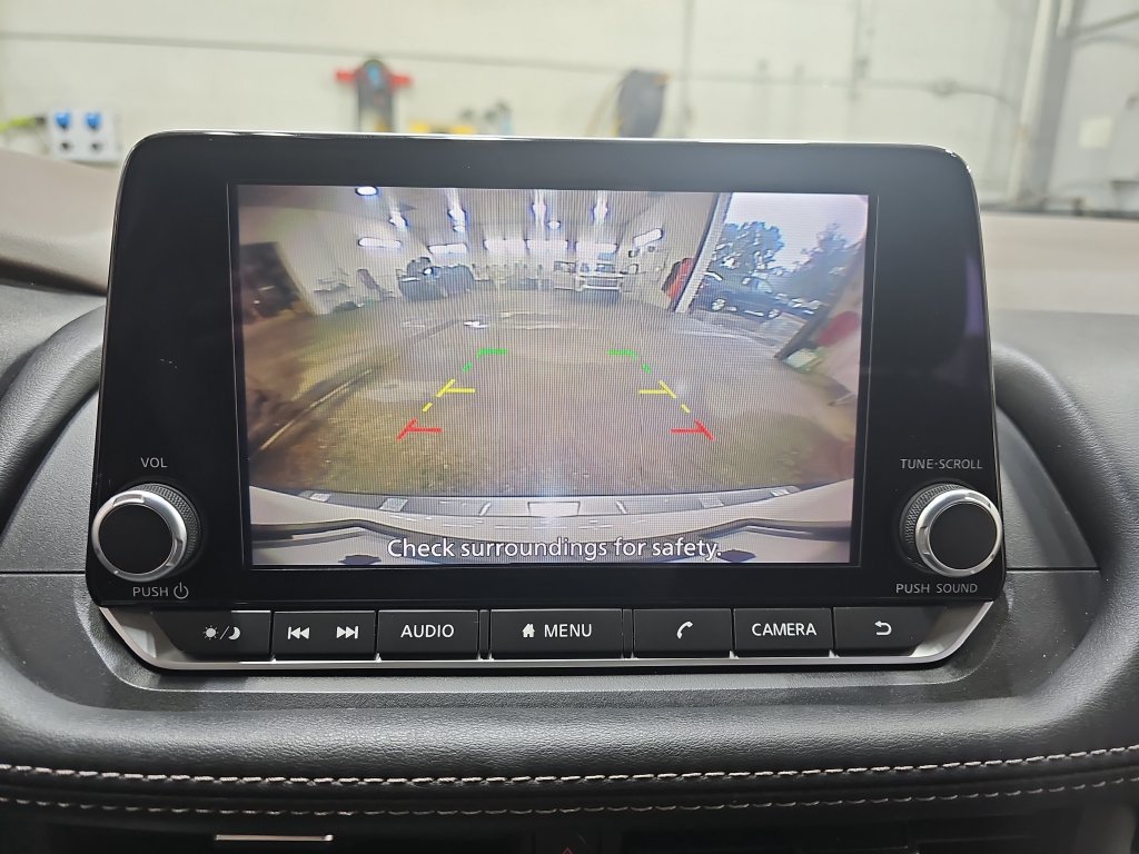 Used 2023 Nissan Rogue SV AWD/4WD image 27