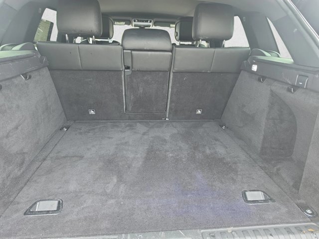 Used 2019 Land Rover Range Rover Sport SE AWD/4WD image 6