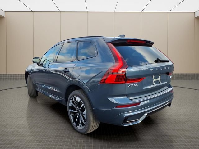 New 2026 Volvo XC60 T8 Plus w/ Protection Package Premier AWD/4WD image 5